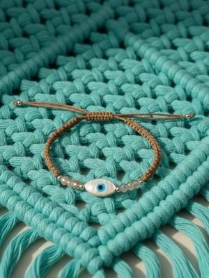 Macrame bracelet new, beige with eye charm