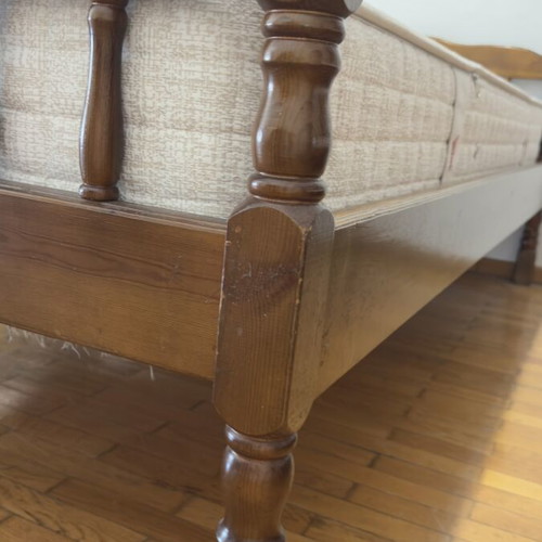 Wooden single bed 100x200 cm used, classic rustic style