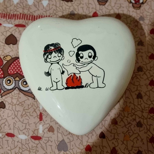 Porcelain Love Is 70S/80S box like new, 14 cm height