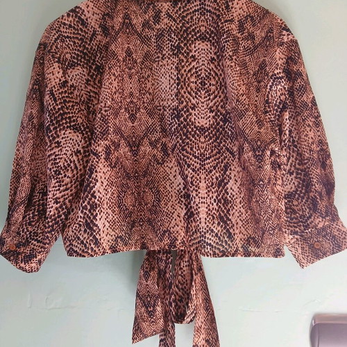 Top brown leopard size large new with front tie and sleeves