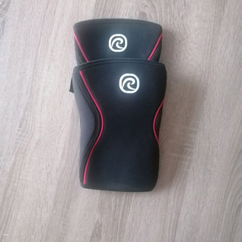 Rehband Knee Support Black/Red 7mm like new