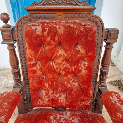 Antique set of 2 carved chairs and 1 octagonal table used