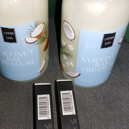 Lavish Care shower gels and eye liners new, set of 2+2