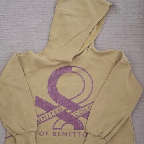 United Colors of Benetton thin sweatshirt like new, multicolor
