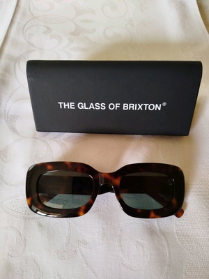 The Glass of Brixton women's sunglasses like new, brown tortoiseshell