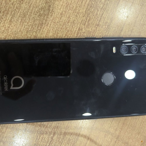 Alcatel 3X NFC like new, Android phone with memory card