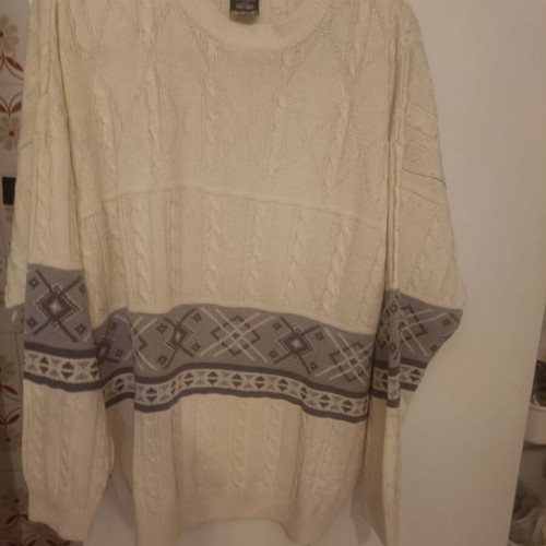 Men's sweater used XL cream with light gray details