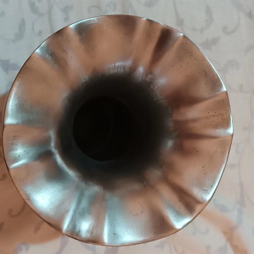 Vintage vase made of fine crackle porcelain and pewter like new