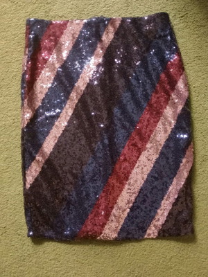 Midi sequin skirt small size 36 with zipper and elastic