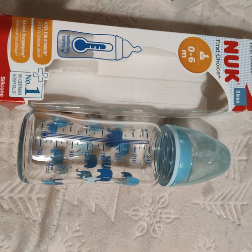 Nuk glass baby bottle new with anti colic system 0-6 months