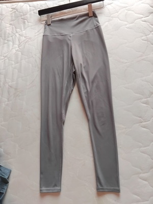 Grey leggings size M