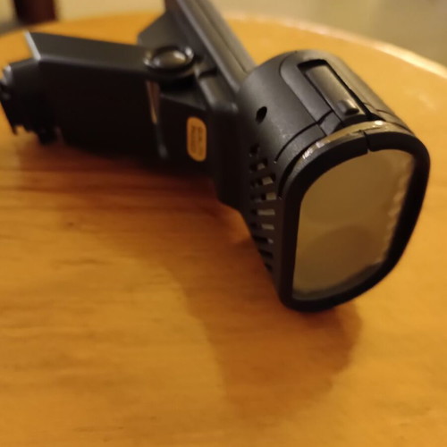 Retro flash for Sony, Panasonic, JVC video cameras like new, 6 volt