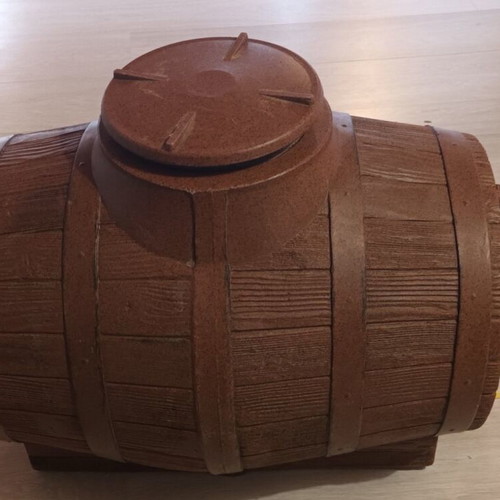 Plastic Wine Barrel 60L used, very good condition