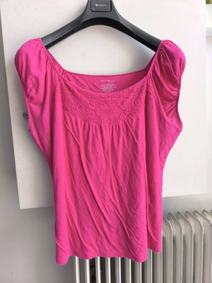 Pink XL 100% cotton t-shirt like new