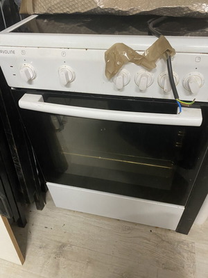 Kitchen stove with ceramic hob used, excellent condition