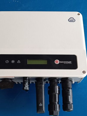 GoodWe GW1000-XS μονοφασικός ηλιακός μετατροπέας 1 kW