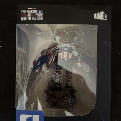 Mini Co Captain America collectible figure