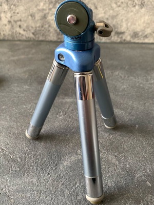 Tripod used, as shown