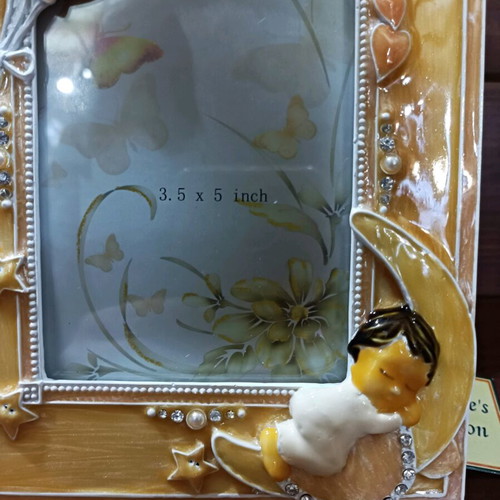 Catherine's Collection children's frame new with enamel and crystals