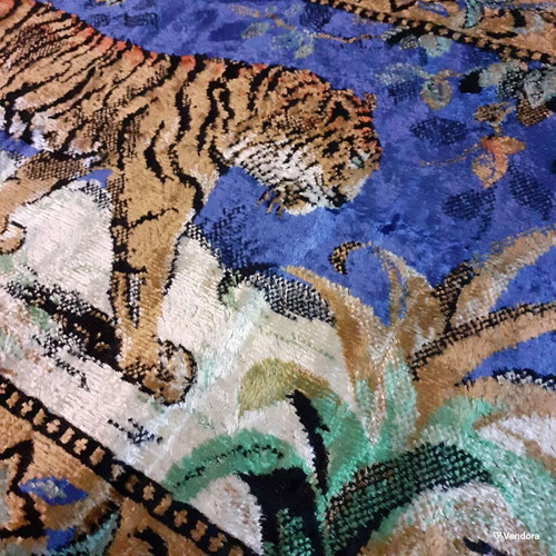 Tapestry and embroidery used, pack of 2 with tiger and lion design
