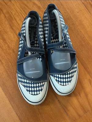 Skechers Mary Jane shoes like new, white and blue, size 40