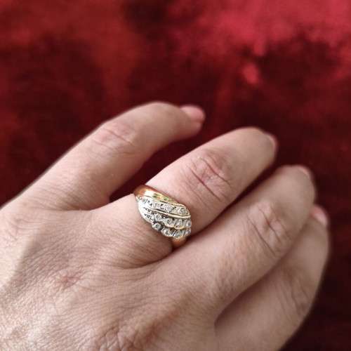Gold women's ring 14K with natural diamonds 0.04 ct, like new