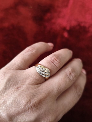 Gold women's ring 14K with natural diamonds 0.04 ct, like new