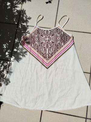 Boho Scarf Print Top onesize, like new, white