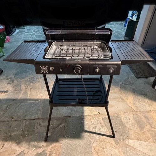 Bruno BRN-0190 Electric BBQ Grill 2400W like new with protective cover