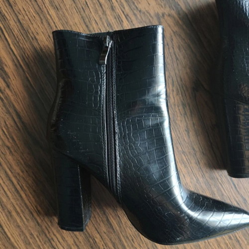 Diamantique black ankle boots used, leather, size 39