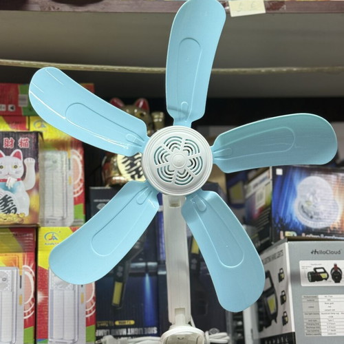 Small table fan new