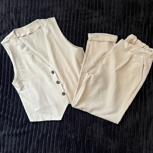 Striped vest and pants set like new, white and beige