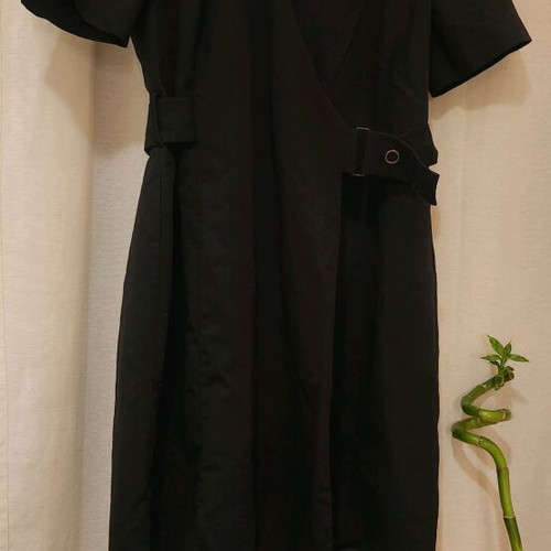 Black Mango dress like new with belt, size L