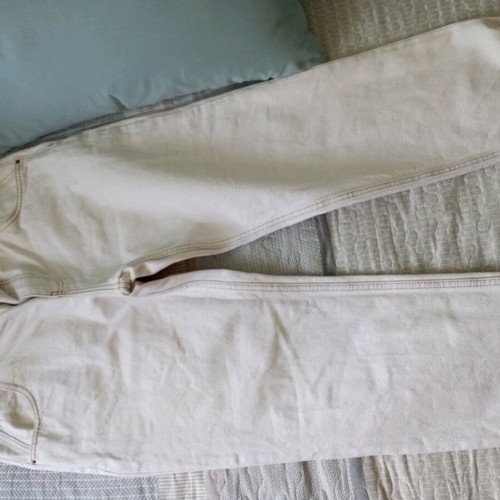 ALE women's white jeans size Large like new