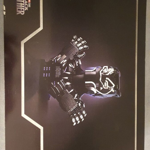 Lego 5007715 Marvel Super Heroes Black Panther Sculpture VIP Poster used