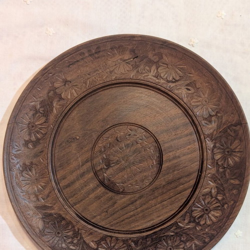 Vintage wooden carved plate, 25 cm diameter