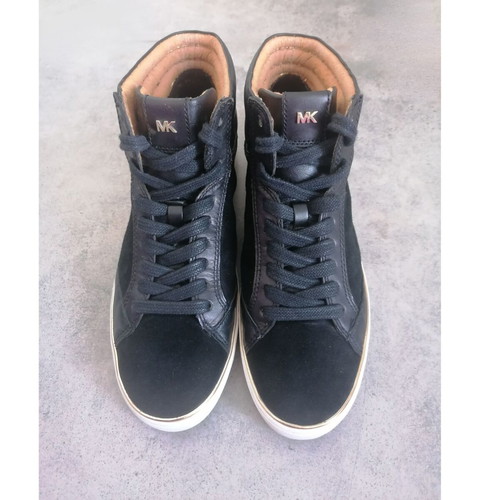 Michael Kors Kyle Sport Shoes Like New Black and Gold Size 39