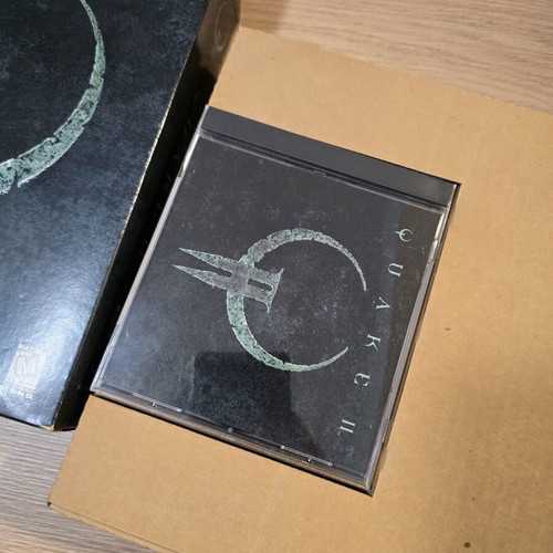 Quake II PC Asian Pacific version used, big box
