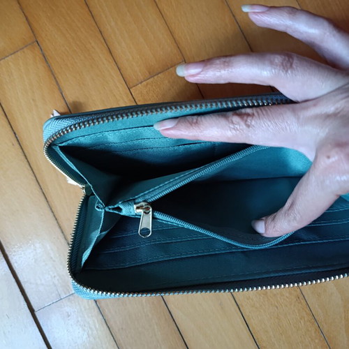 Oriflame wallet like new, blue and turquoise, faux leather