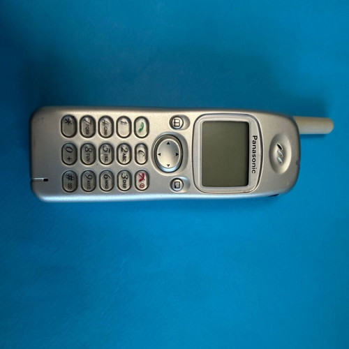 Panasonic EB-GD90 Retro Mobile Phone like new, silver