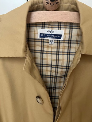 Children's trench coat like new, size 6 years, beige-camel