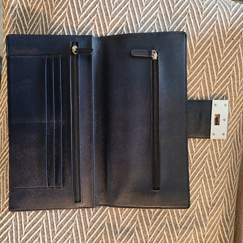 Michael Kors blue leather clutch bag like new with silver clasp