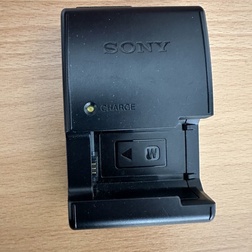 Sony BC-VW1 charger used, functional