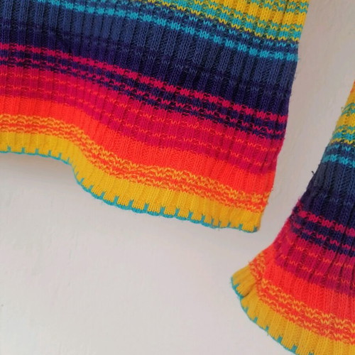 Women's jersey with hood like new, multicolor, size Small