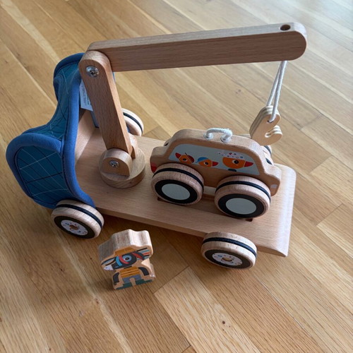 Ignace Lilliputiens Wooden Crane Vehicle used
