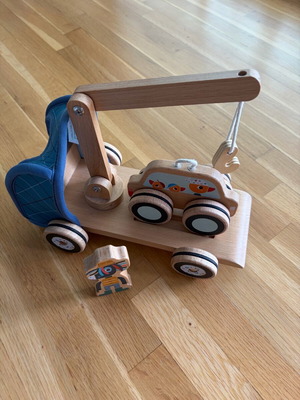 Ignace Lilliputiens Wooden Crane Vehicle used