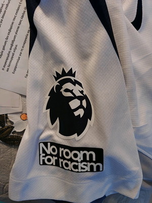 Tottenham shirt small size new
