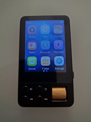 Mp3 player 32GB with 2.4" touch screen, like new, black