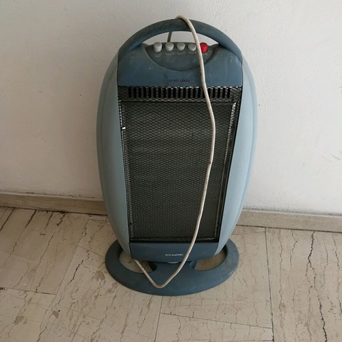 Halogen heater used, power 1800W