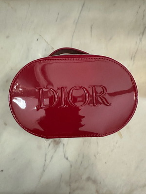 Dior νεσεσέρ κόκκινο καινούργιο